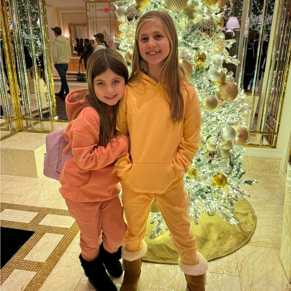 ✨ HFossiano is LIVE - Luxury /Designer Show✨ - Picture 7 of 11